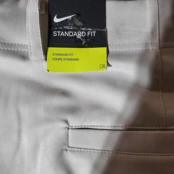 Nike Dri-Fit Standard Fit Sz. 52 Shorts - Picture 7 of 10